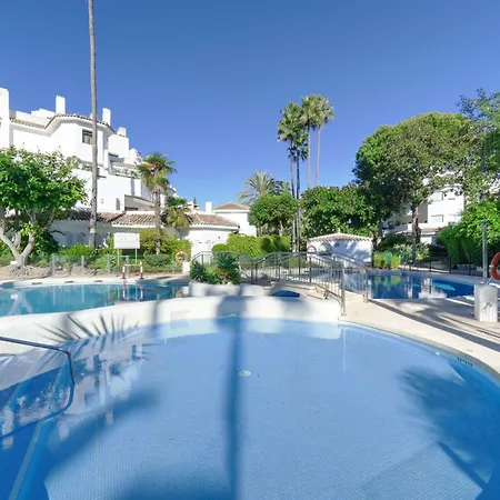 2035 Golden Modern Marbella